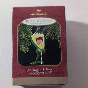 Hallmark Looney Tunes Michigan J. Frog Ornament, IOB, New!!!